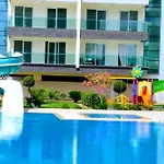 아파트 Moda Marine Luxury Homes 알란야